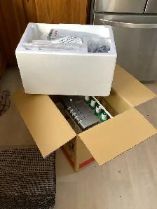 Brand New Janome CoverPro3000 - Photo 2