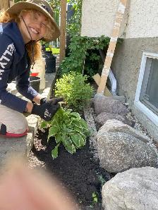 WANTED: FULL TIME gardener helper! Edmonton, garden maintenance