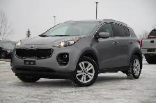 2017 Kia Sportage AWD - Photo 2