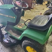 JOHN DEERE Riding Lawn Mower - Photo 2