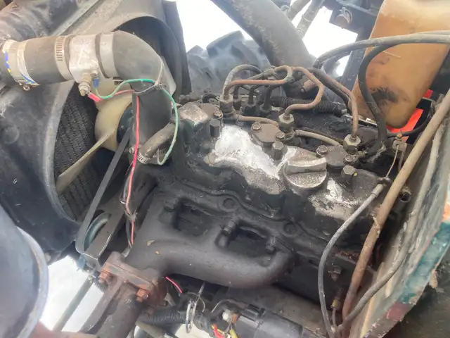 Kubota compact tractor with loader-diesel 4wd - Photo 5