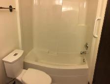 1 BEDROOM APARTMENT - PET FRIENDLY - Photo 6