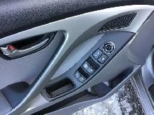 2014 Hyundai Elantra - Photo 17