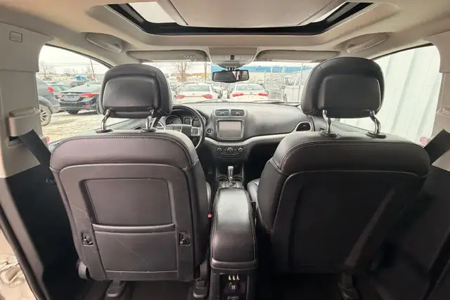 2017 Dodge Journey Crossroad AWD - Photo 18