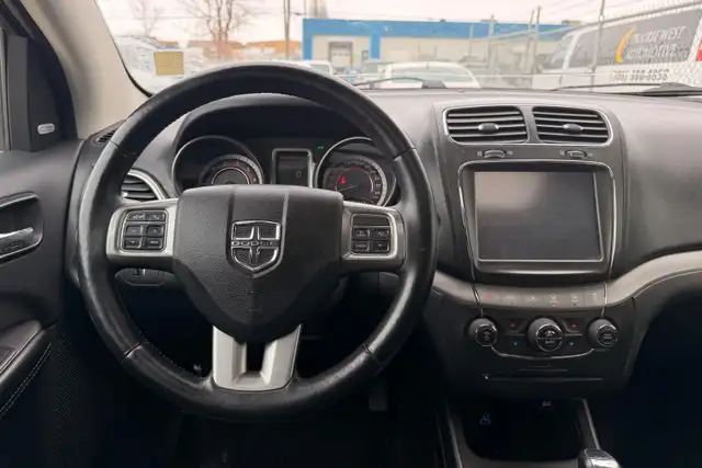 2017 Dodge Journey Crossroad AWD - Photo 20