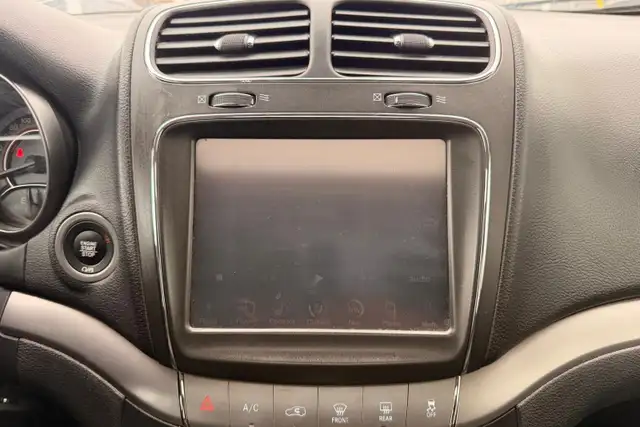 2017 Dodge Journey Crossroad AWD - Photo 24