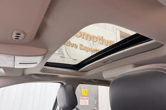 2017 Dodge Journey Crossroad AWD - Photo 29