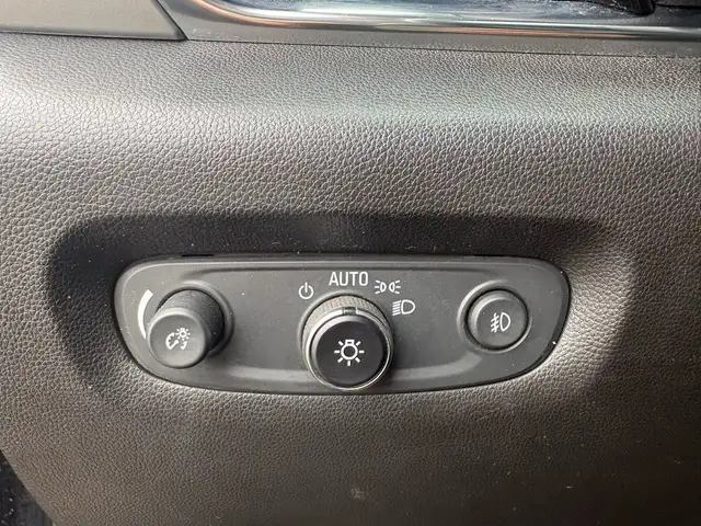 2021 CHEVROLET TRAVERSE LT TRUE NORTH - LEATHER - NAV - AWD - Photo 12