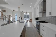 CUSTOM BUILT 2023 BOWNESS HOME WITH A LEGAL 2 BED BASEMENT SUITE - Photo 4