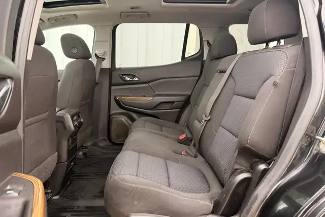 2020 GMC Acadia SLE AWD - Photo 13