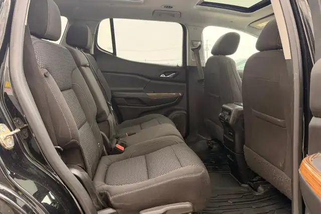 2020 GMC Acadia SLE AWD - Photo 14