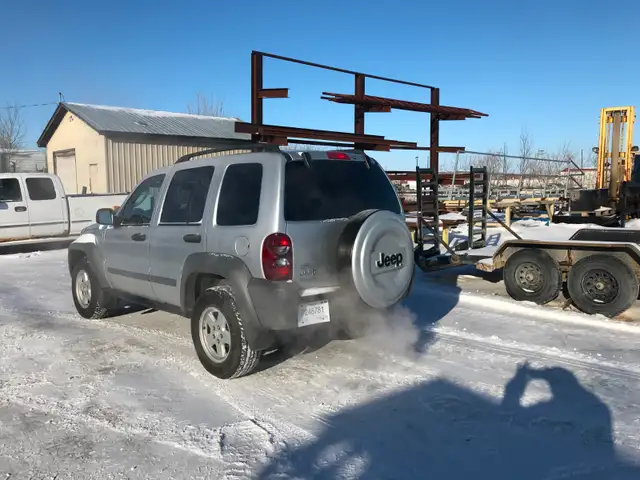 2005 Jeep Liberty Sport -- Safetied - Photo 2