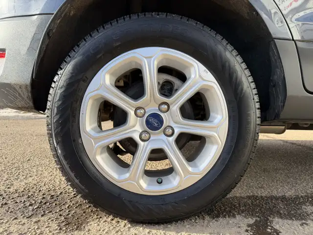 2022 Ford EcoSport | Clean Carfax | Low Mileage | - Photo 25