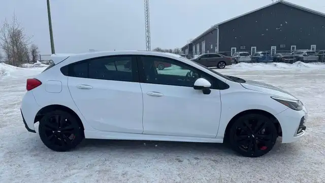 2019 Chevrolet Cruze Premier RS - Photo 4