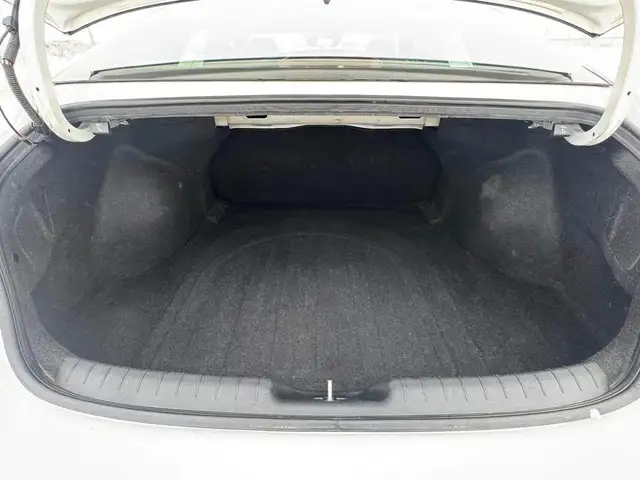 2021 Hyundai Elantra Essential - Photo 8