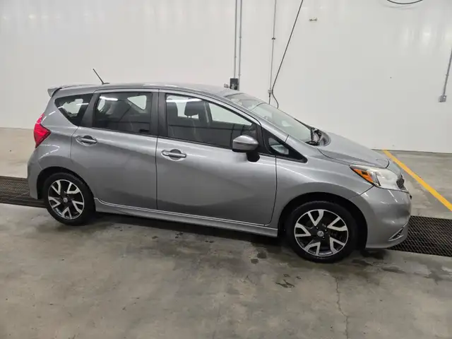 2015 (safetied) Nissan Versa Note SR
