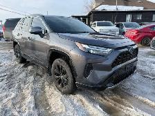 2023 Toyota RAV4 Hybrid SE AWD - Photo 3