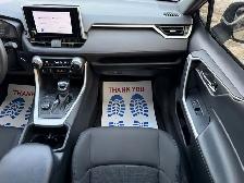 2023 Toyota RAV4 Hybrid SE AWD - Photo 12