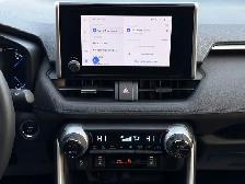 2023 Toyota RAV4 Hybrid SE AWD - Photo 15