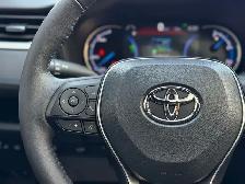 2023 Toyota RAV4 Hybrid SE AWD - Photo 17