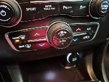 2019 Dodge Charger SXT SXT | Plus | AWD | Moonroof - Photo 13