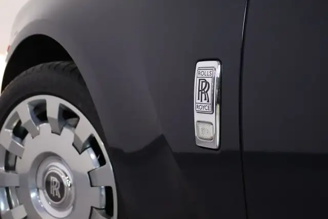 2013 Rolls Royce Ghost EXTENDED WHEEL BASE - Photo 14