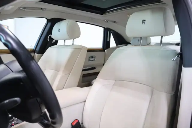 2013 Rolls Royce Ghost EXTENDED WHEEL BASE - Photo 16