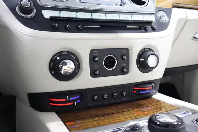 2013 Rolls Royce Ghost EXTENDED WHEEL BASE - Photo 23