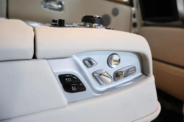 2013 Rolls Royce Ghost EXTENDED WHEEL BASE - Photo 36