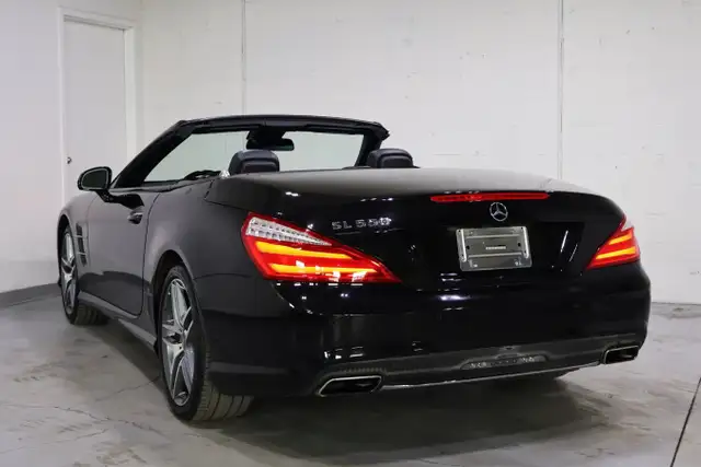 2013 Mercedes-Benz SL-Class SL 550 - Photo 4