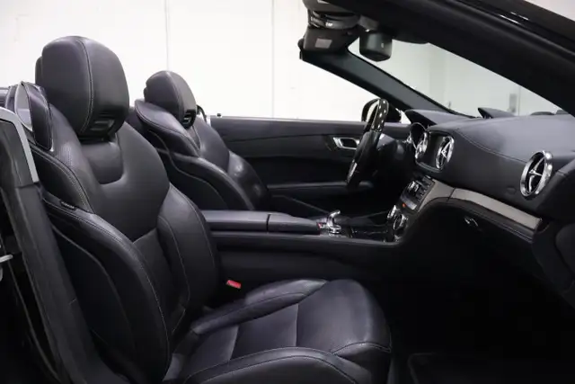 2013 Mercedes-Benz SL-Class SL 550 - Photo 29