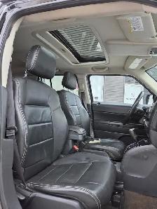 Jeep Patriot High Altitude 2017 HIGH ALTITUDE CUIR TOIT 4X4 MAGS - Photo 11