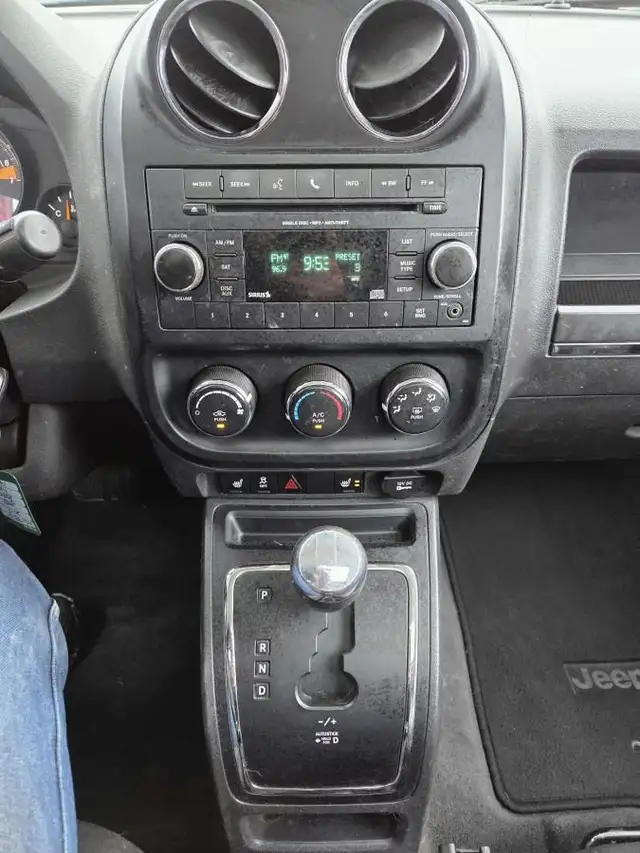 Jeep Patriot High Altitude 2017 HIGH ALTITUDE CUIR TOIT 4X4 MAGS - Photo 19