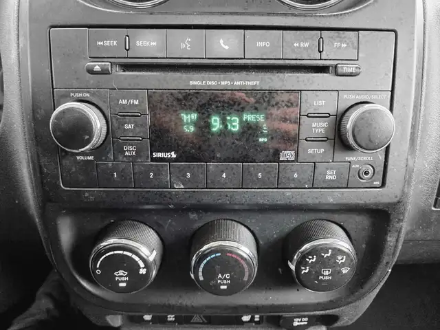 Jeep Patriot High Altitude 2017 HIGH ALTITUDE CUIR TOIT 4X4 MAGS - Photo 21