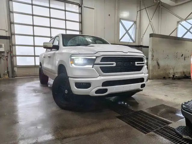 2022 Ram 1500 Sport GT Level 2 5.7L - Photo 2