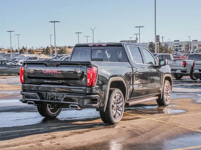 2026 GMC Sierra 1500 Denali - Photo 9