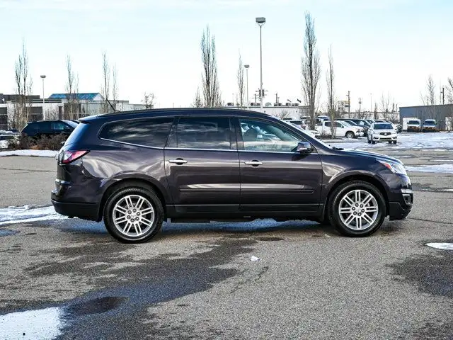 2015 Chevrolet Traverse LT 3.6L True North Edition - Photo 14