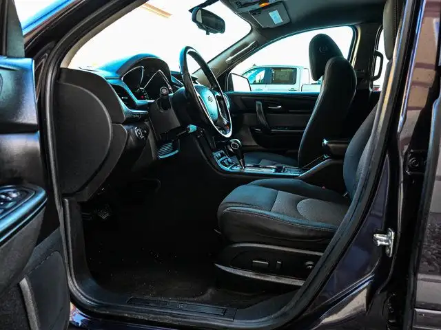 2015 Chevrolet Traverse LT 3.6L True North Edition - Photo 16