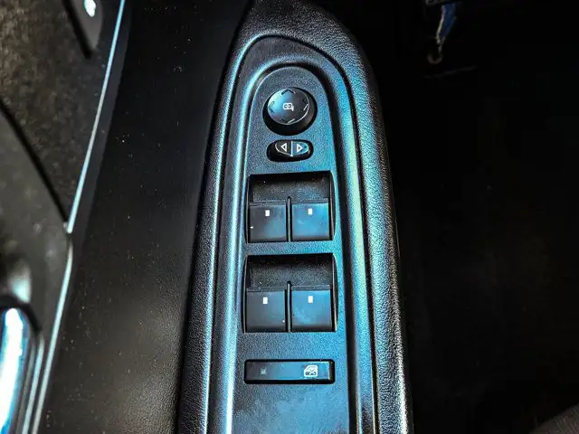 2015 Chevrolet Traverse LT 3.6L True North Edition - Photo 17