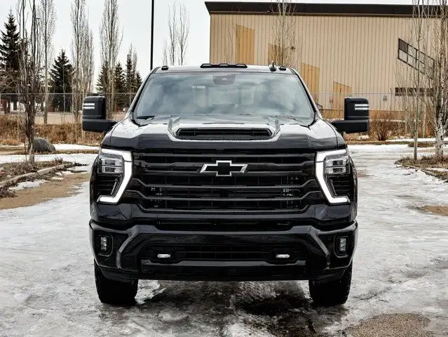 2026 Chevrolet Silverado 3500HD High Country - Photo 3