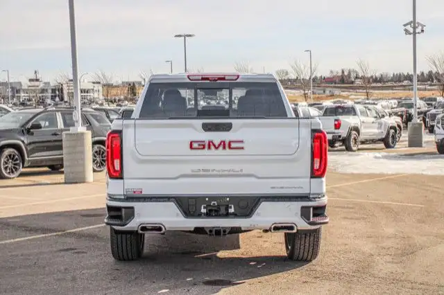 2026 GMC Sierra 1500 Denali - Photo 7