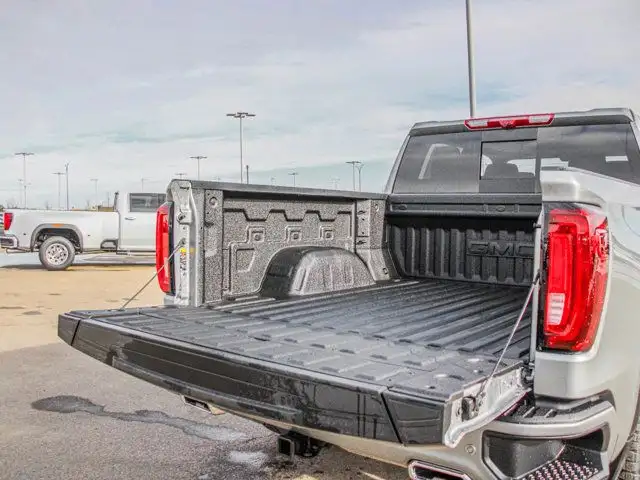 2026 GMC Sierra 1500 AT4 - Photo 8