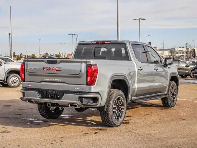 2026 GMC Sierra 1500 AT4 - Photo 9