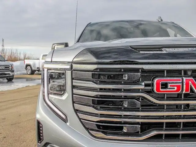 2026 GMC Sierra 1500 AT4 - Photo 11