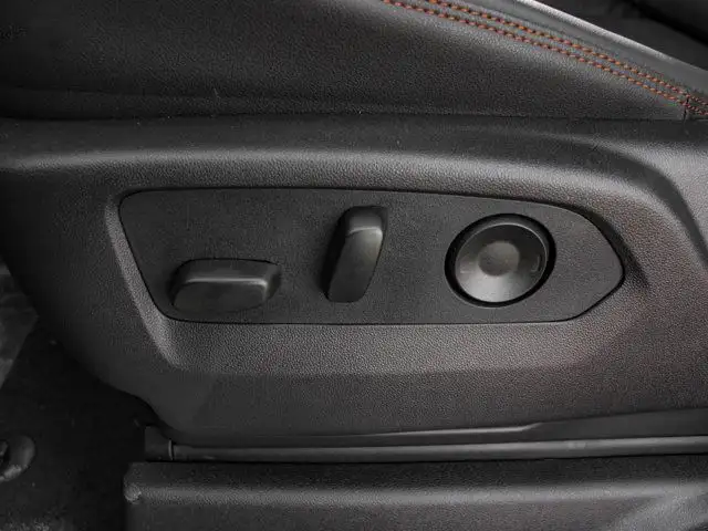 2026 GMC Sierra 1500 AT4 - Photo 16