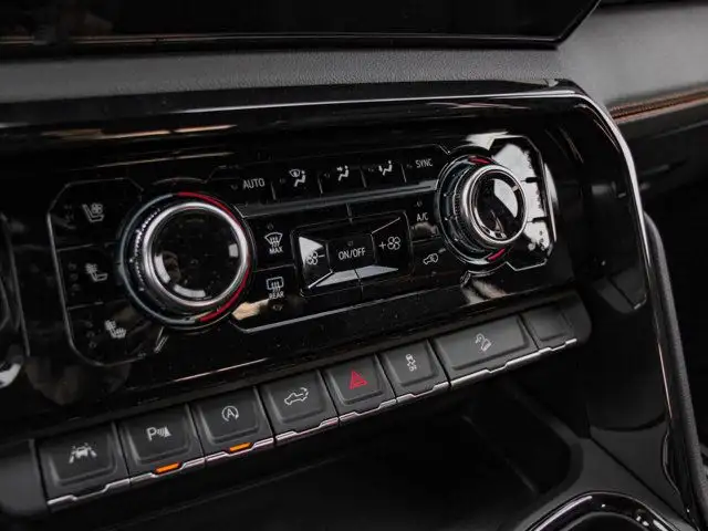 2026 GMC Sierra 1500 AT4 - Photo 27