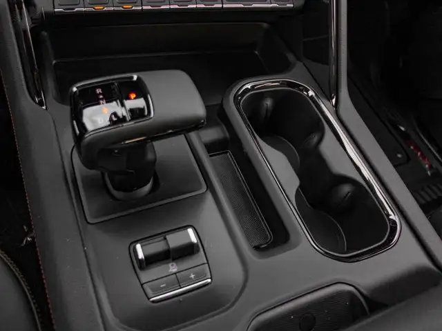 2026 GMC Sierra 1500 AT4 - Photo 28