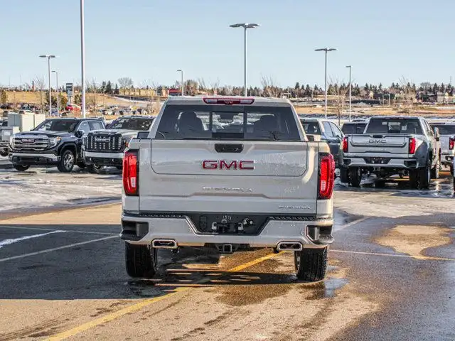 2026 GMC Sierra 1500 Denali - Photo 7