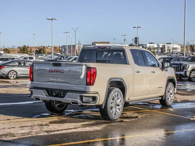 2026 GMC Sierra 1500 Denali - Photo 9