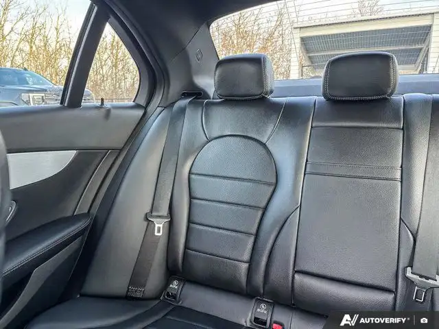 2018 Mercedes-Benz C-Class C 300 | HEATED SEATS & STEERING - Photo 13